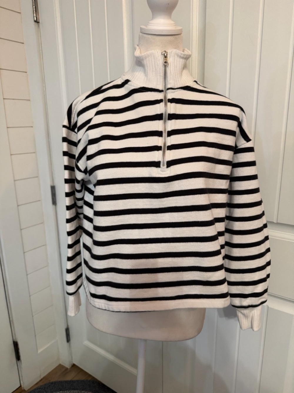 C&C California Women's Cropped Striped Half-Zip Small Pullover Top - Picture 2 of 11